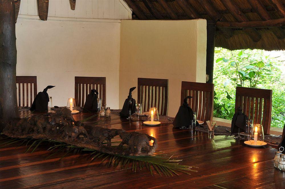 Three Cities Thorntree River Lodge 利文斯顿 外观 照片