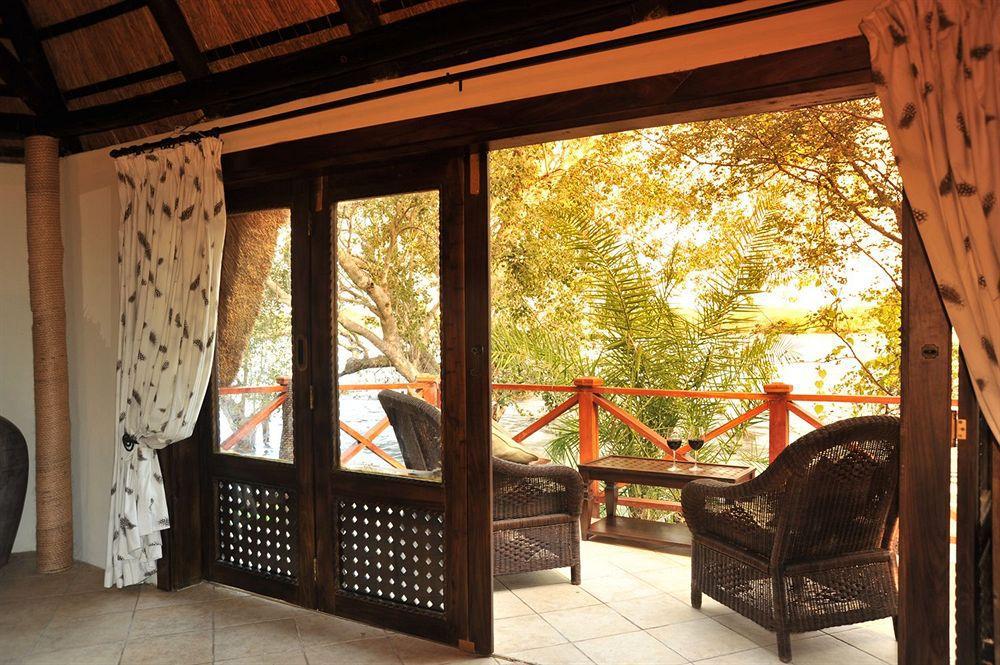 Three Cities Thorntree River Lodge 利文斯顿 外观 照片