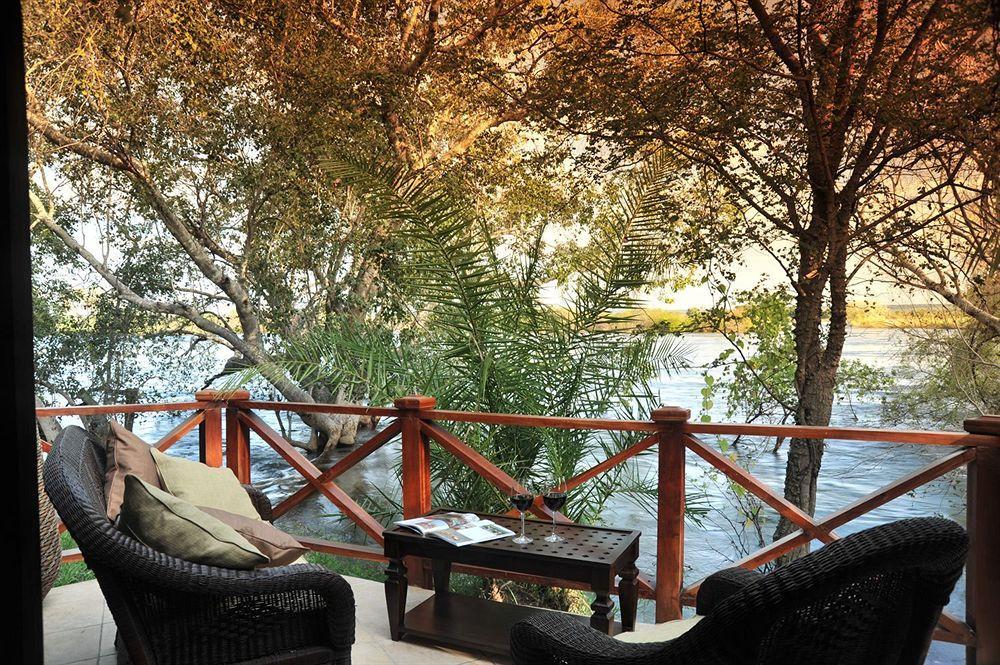 Three Cities Thorntree River Lodge 利文斯顿 外观 照片